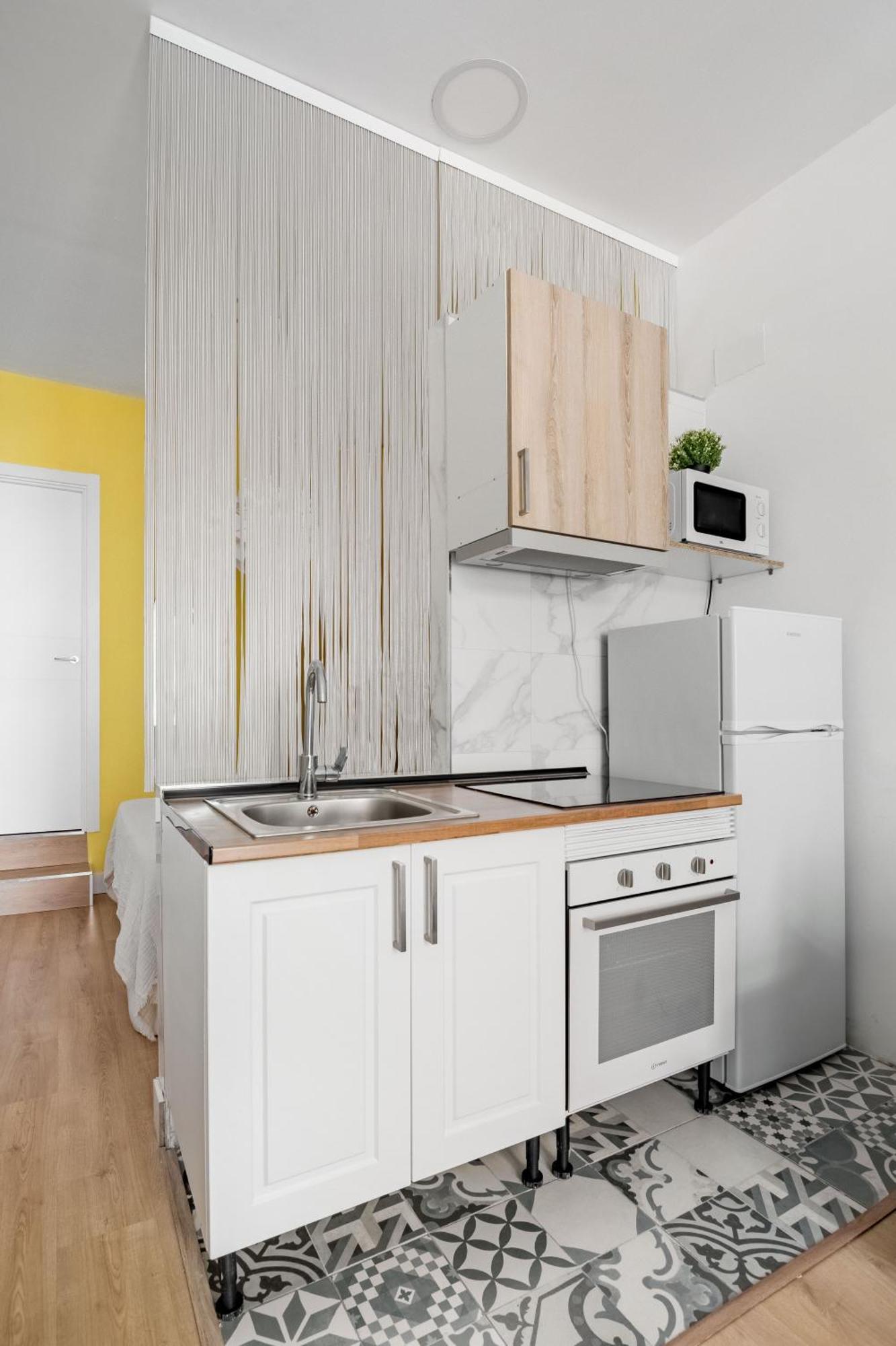 Charming Lucero Apartment Madrid Ngoại thất bức ảnh
