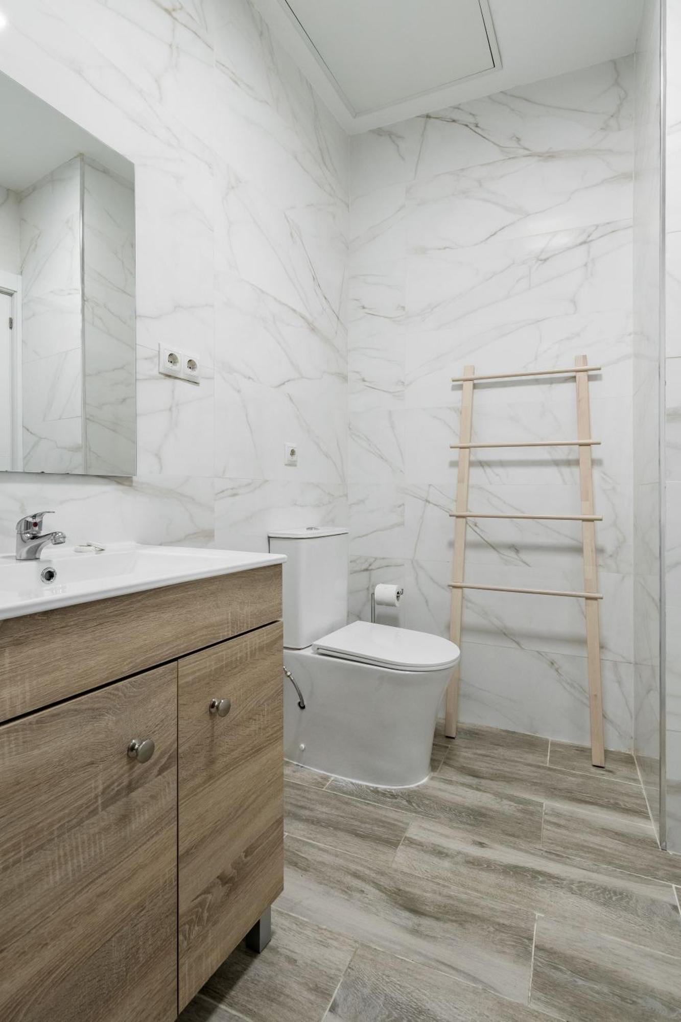 Charming Lucero Apartment Madrid Ngoại thất bức ảnh
