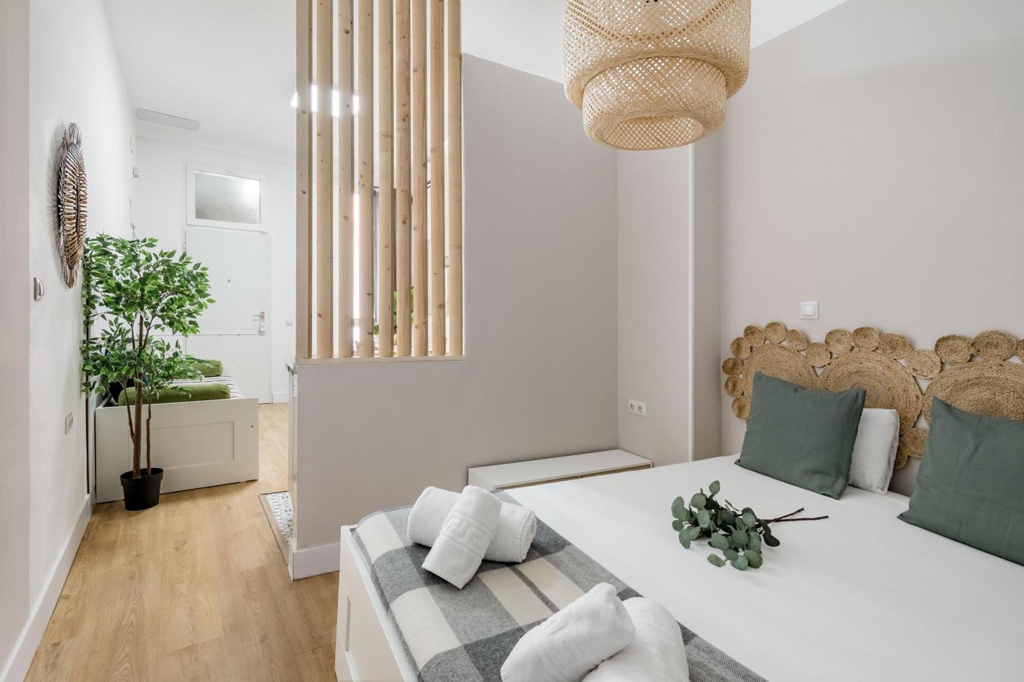 Charming Lucero Apartment Madrid Ngoại thất bức ảnh