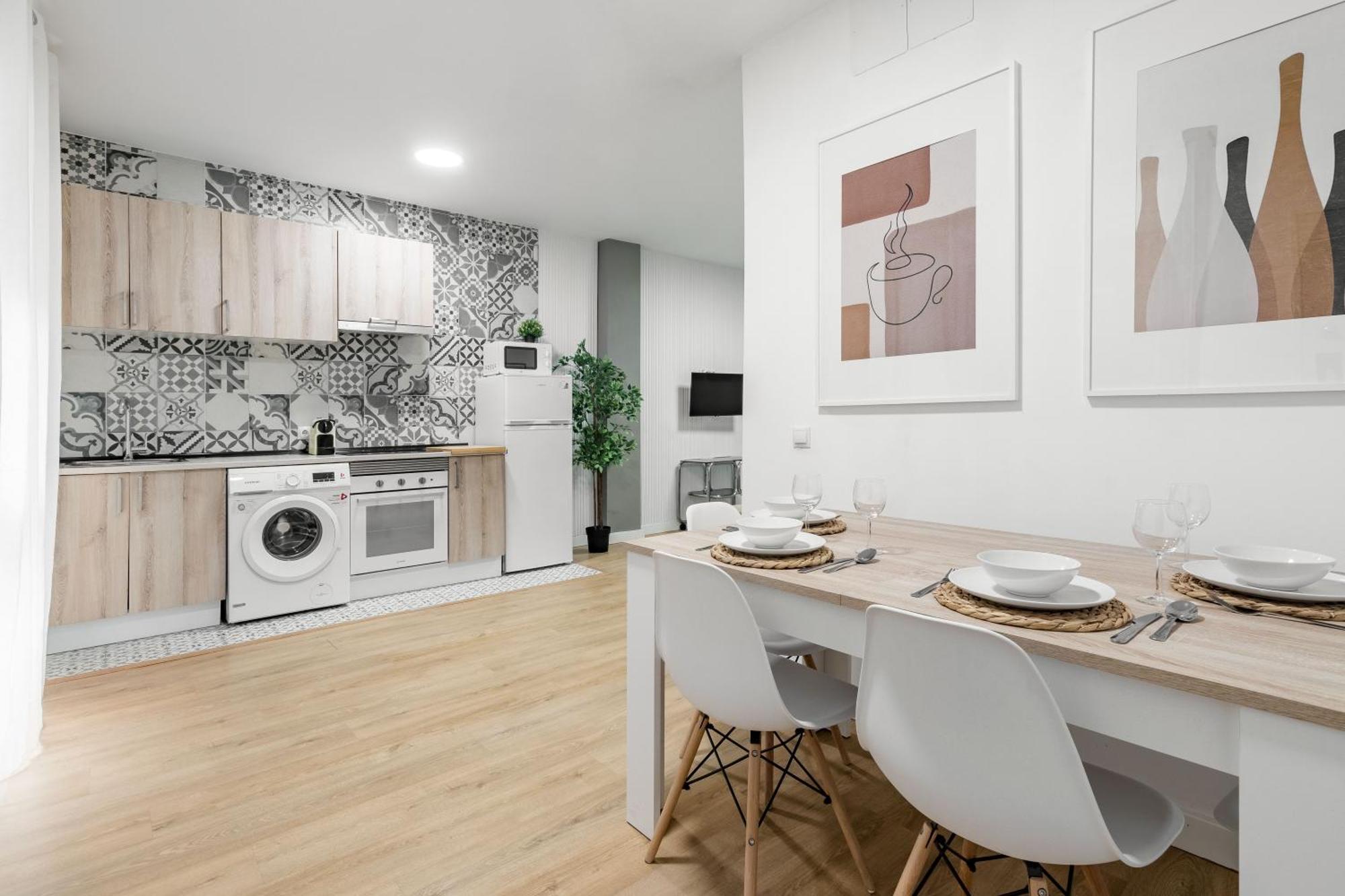 Charming Lucero Apartment Madrid Ngoại thất bức ảnh