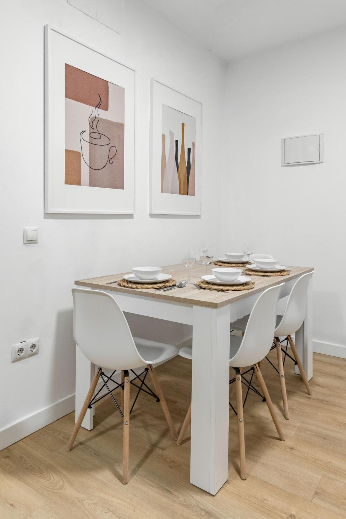 Charming Lucero Apartment Madrid Ngoại thất bức ảnh