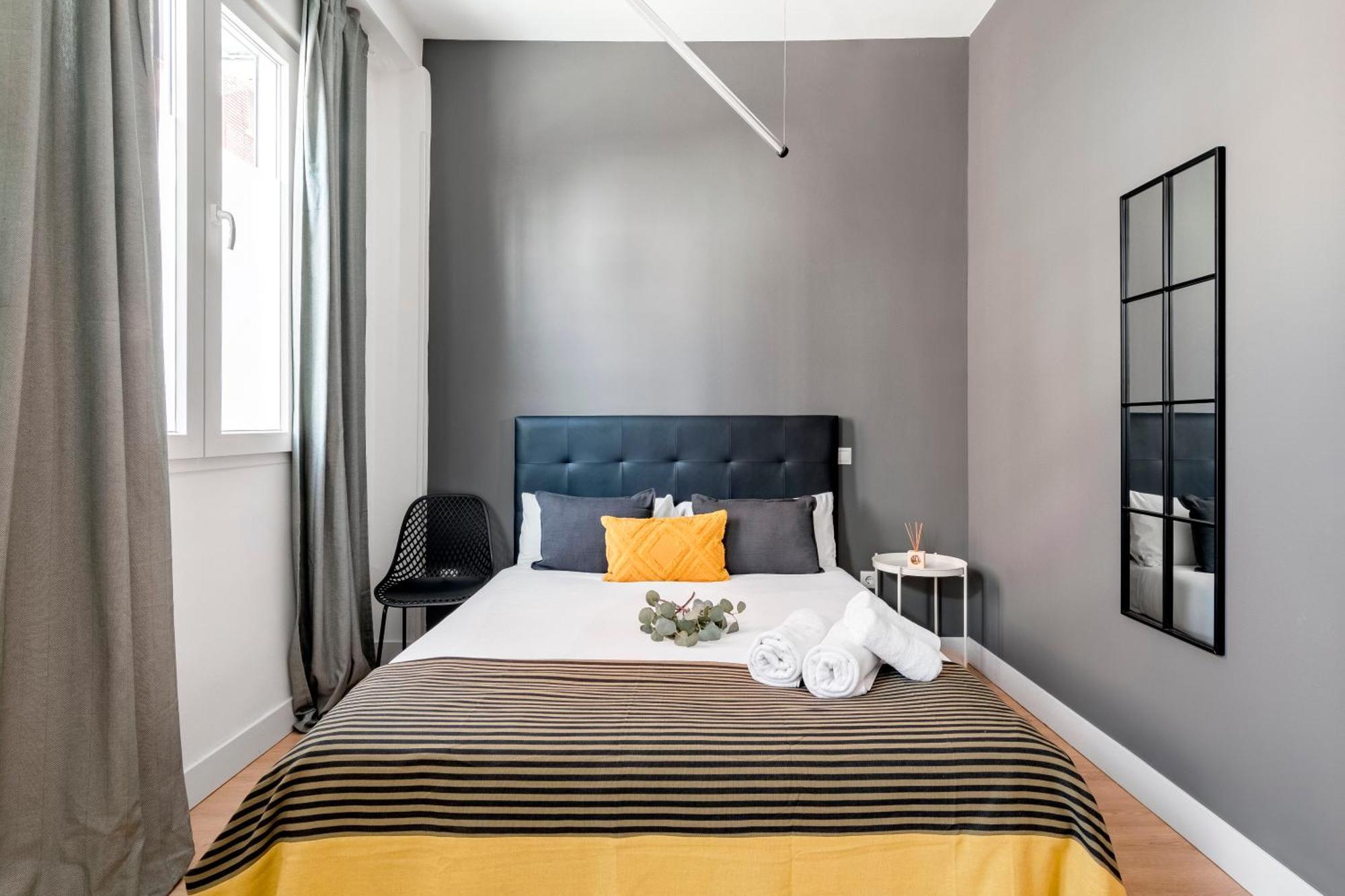 Charming Lucero Apartment Madrid Ngoại thất bức ảnh